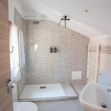 Διαμέρισμα Mansarda In Centro - Relax A Due Passi Dal Maggiore Luino