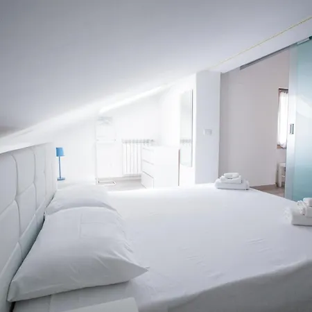 Mansarda In Centro - Relax A Due Passi Dal Maggiore